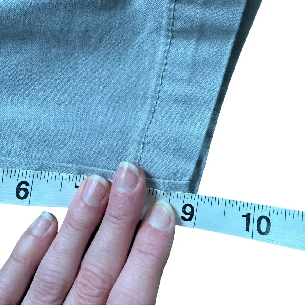 NEW Banana Republic Factory Lived-In 9” Short In the Mist Grey
